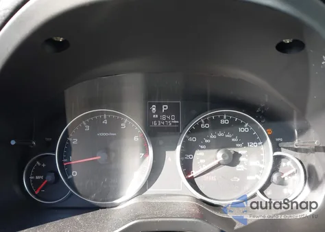 2013 Subaru Outback 2.5I Premium z USA, uszkodzony, nr VIN 4S4BRCCC9D3257647